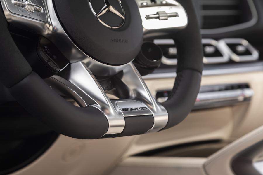 Детали интерьера Mercedes-AMG GLE63 S 4Matic+ (V167) 2020 года  (NA) (фото 58 из 75)